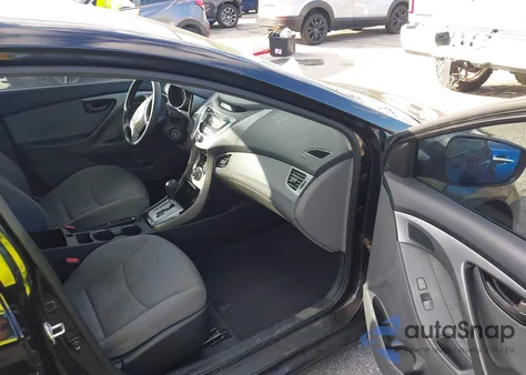 2011 Hyundai Elantra Gls (Ulsan Plant) z USA, uszkodzony, nr VIN KMHDH4AE4BU143858